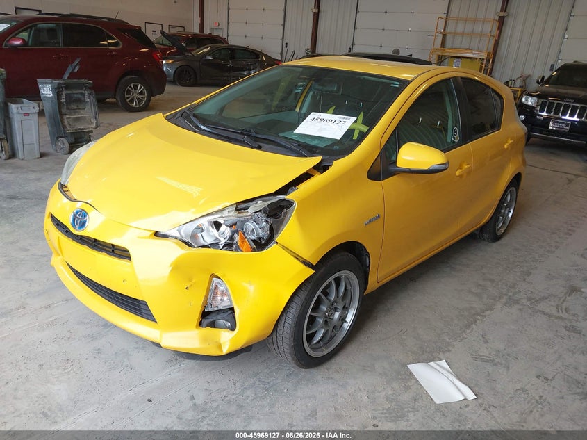 Vin: jtdkdtb3xe1079412, lot: 46468346, toyota prius c two 20142