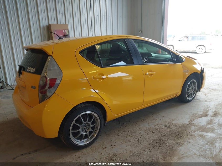 Vin: jtdkdtb3xe1079412, lot: 46468346, toyota prius c two 20144