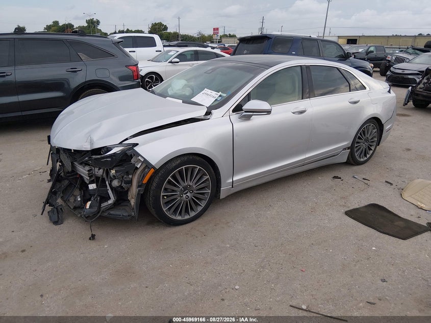 2013 Lincoln MKZ, Front End, IAAI, VIN 3LN6L2LU1DR829060 — photo 2