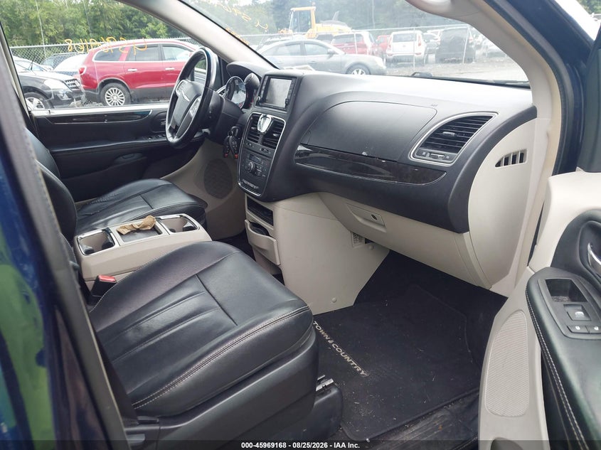 CHRYSLER TOWN & COUNTRY 2016 VIN 2C4RC1BG5GR127714