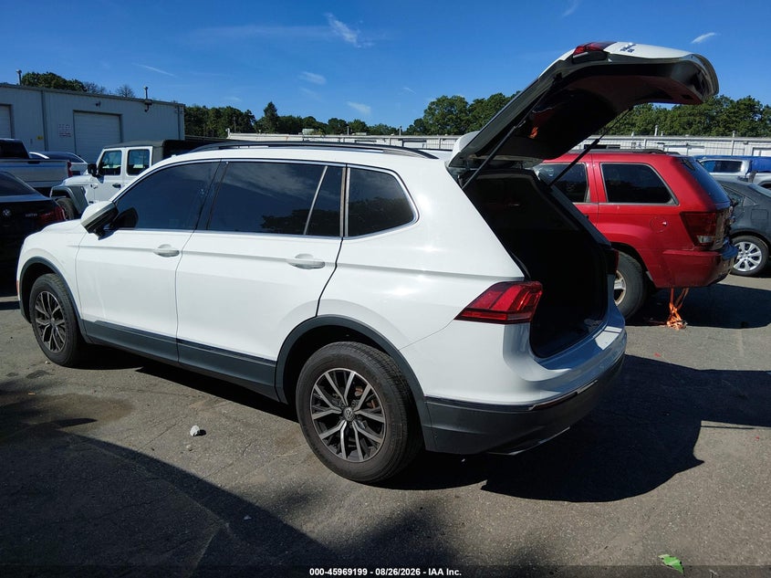2021 VOLKSWAGEN TIGUAN auction photo 3