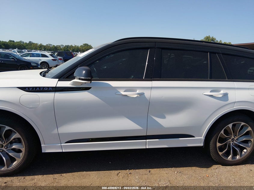 LINCOLN AVIATOR 2020 VIN 5LMYJ8XY8LGL34890