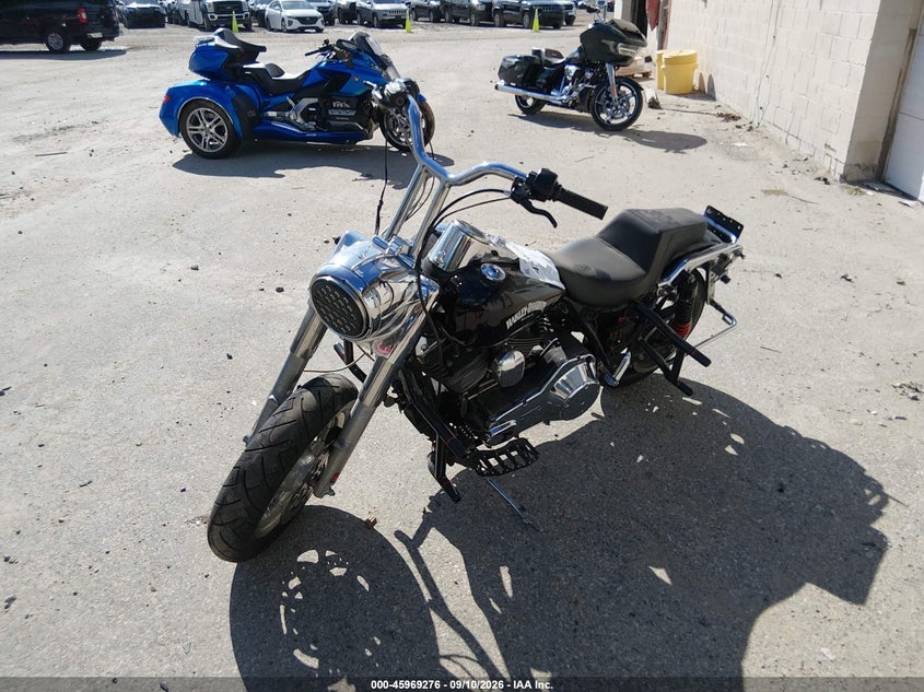 2001 HARLEY-DAVIDSON FLHRCI auction photo 2