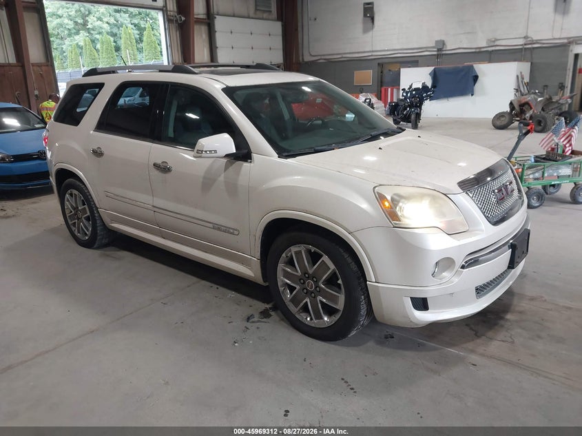 2011 GMC ACADIA auction photo 1