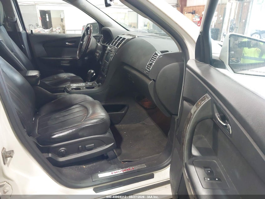 2011 GMC ACADIA auction photo 5