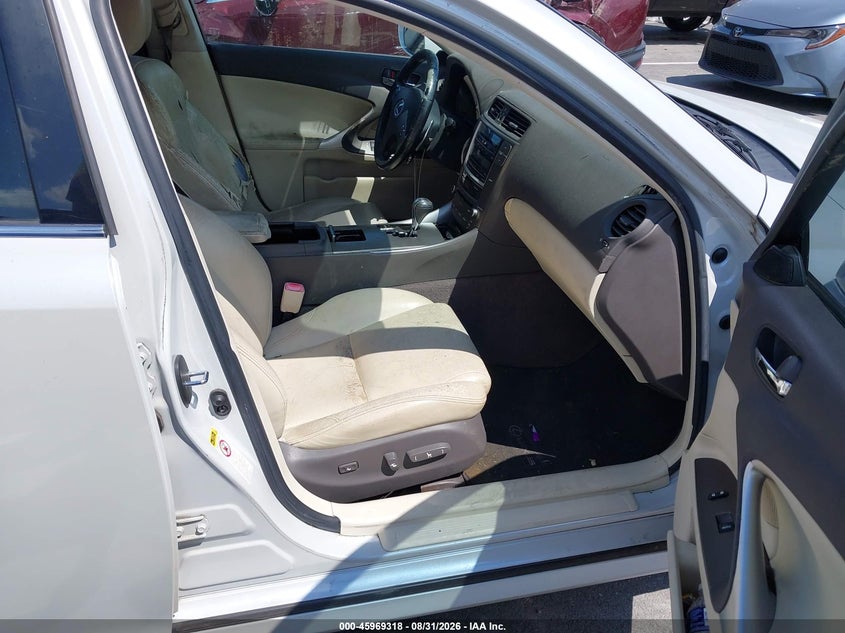 2010 LEXUS IS 250 auction photo 5