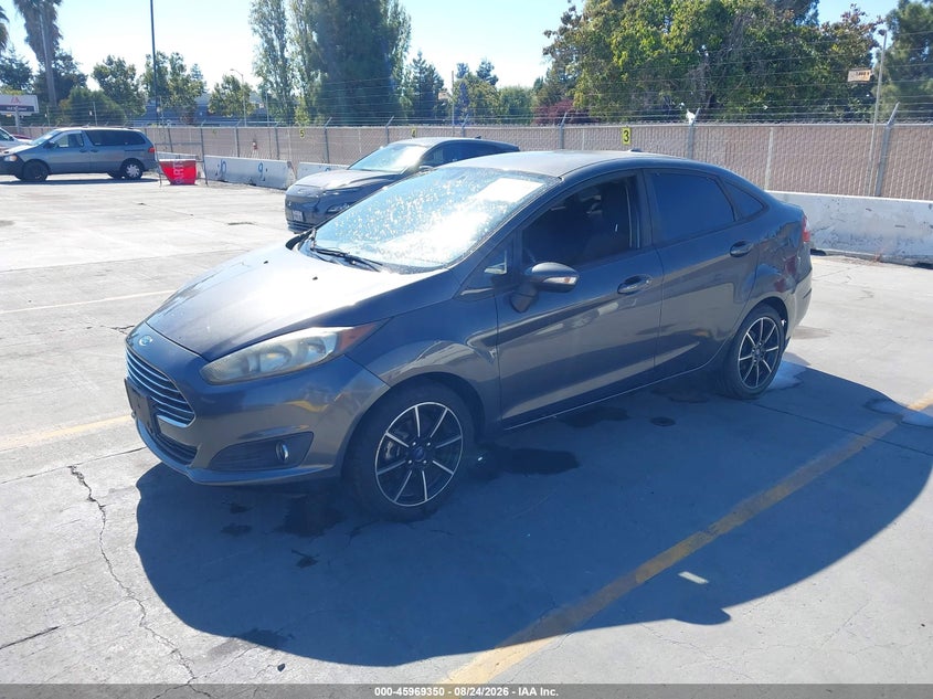 2015 Ford Fiesta, Звичайний знос, IAAI, VIN 3FADP4BJ9FM159055 — фото 2