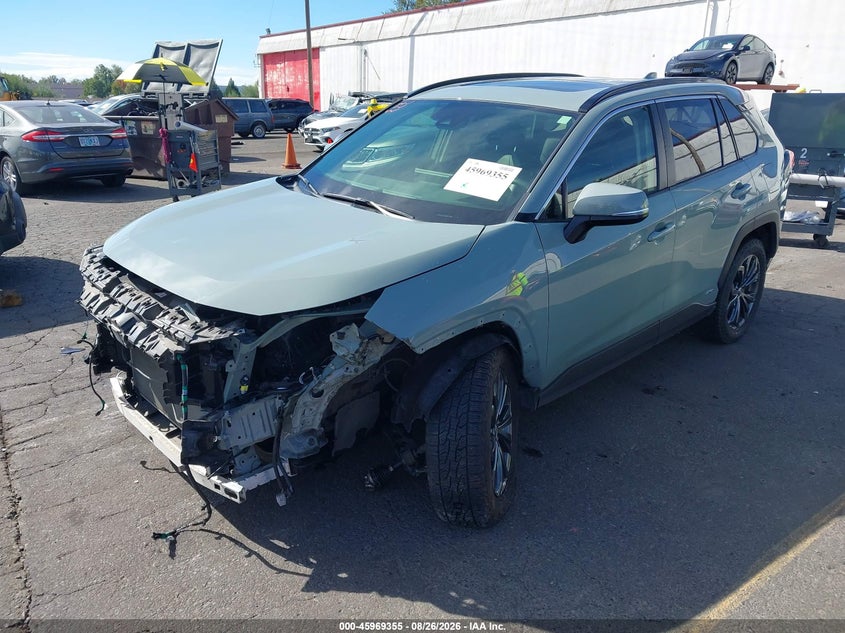 2023 Toyota RAV 4, Удар спереду, IAAI, VIN JTMB6RFV6PD087260 — фото 2
