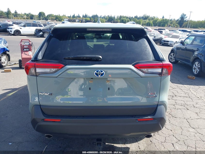 TOYOTA RAV4 HYBRID - zdjęcie 17