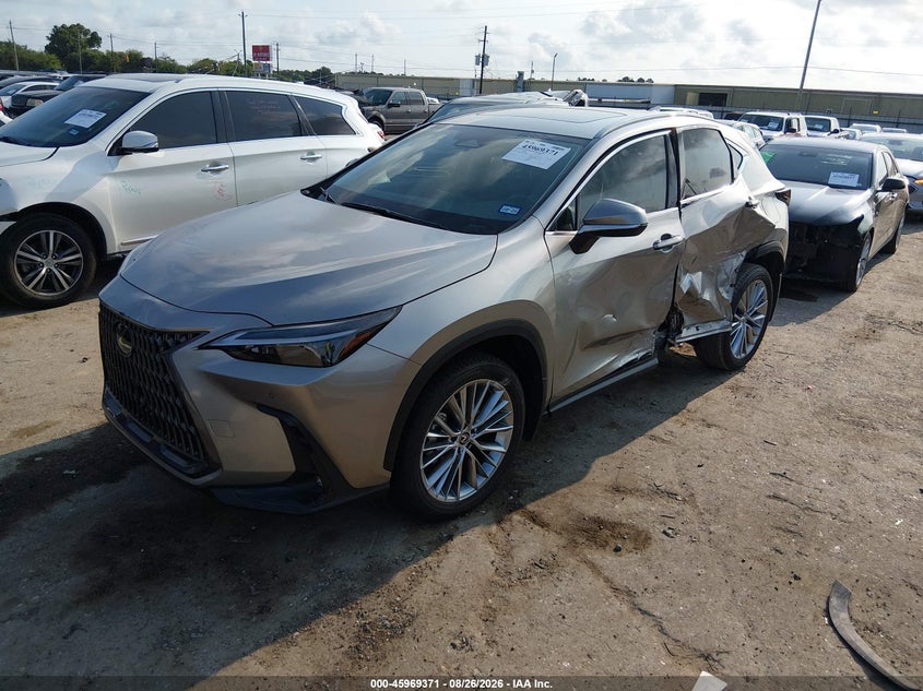 2025 Lexus NX, Левый бок, IAAI, VIN 2T2GKCEZ1SC036494 — фото 2