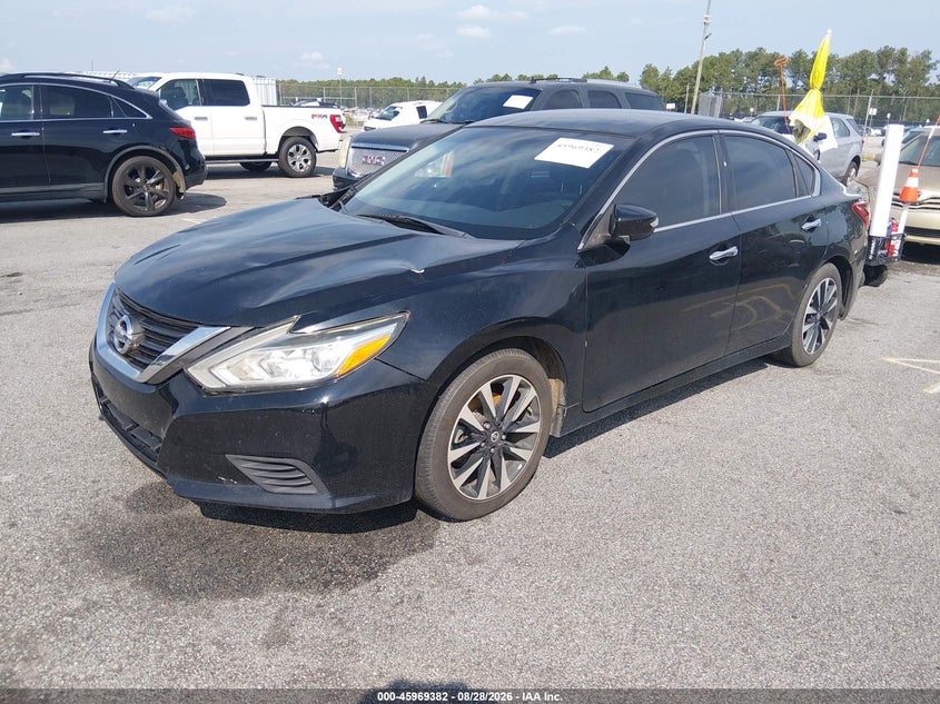 2018 NISSAN ALTIMA auction photo 2