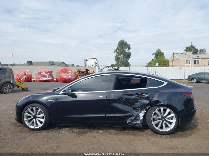 TESLA MODEL 3 2018 VIN 5YJ3E1EA1JF071068