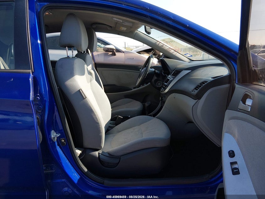 2014 HYUNDAI ACCENT auction photo 5