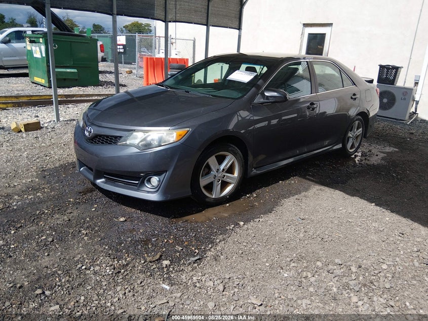 2014 Toyota Camry, Right Rear, IAAI, VIN 4T1BF1FK6EU302376 — photo 2