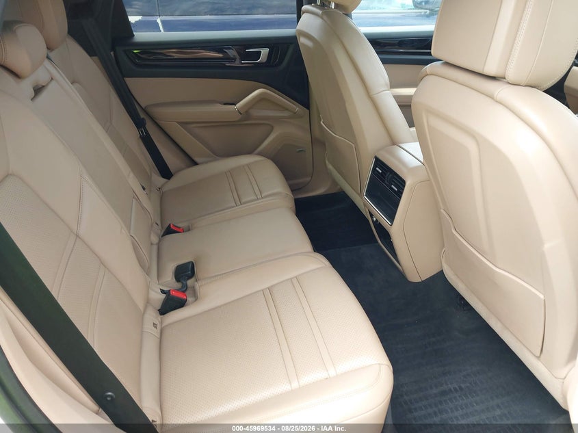 2020 PORSCHE CAYENNE auction photo 8