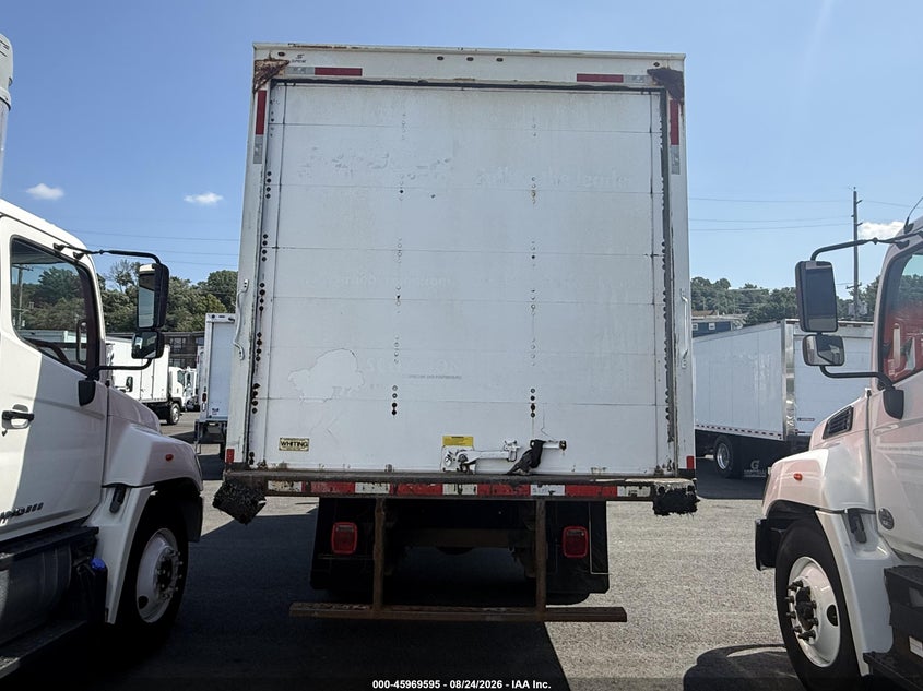 2019 HINO 338 BOX TRUCK auction photo 6
