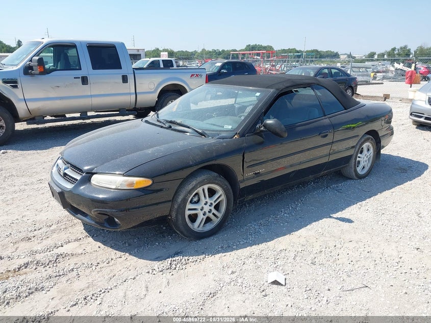 1997 Chrysler Sebring, Обычный износ, IAAI, VIN 3C3EL55H1VT629368 — фото 2