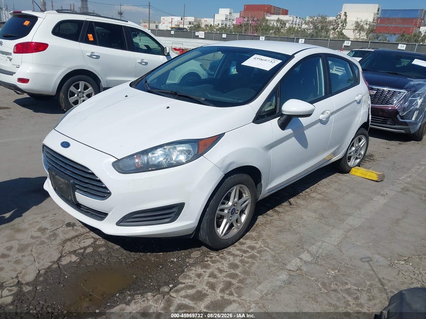 2018 Ford Fiesta, Левый зад, IAAI, VIN 3FADP4EJ7JM115365 — фото 2