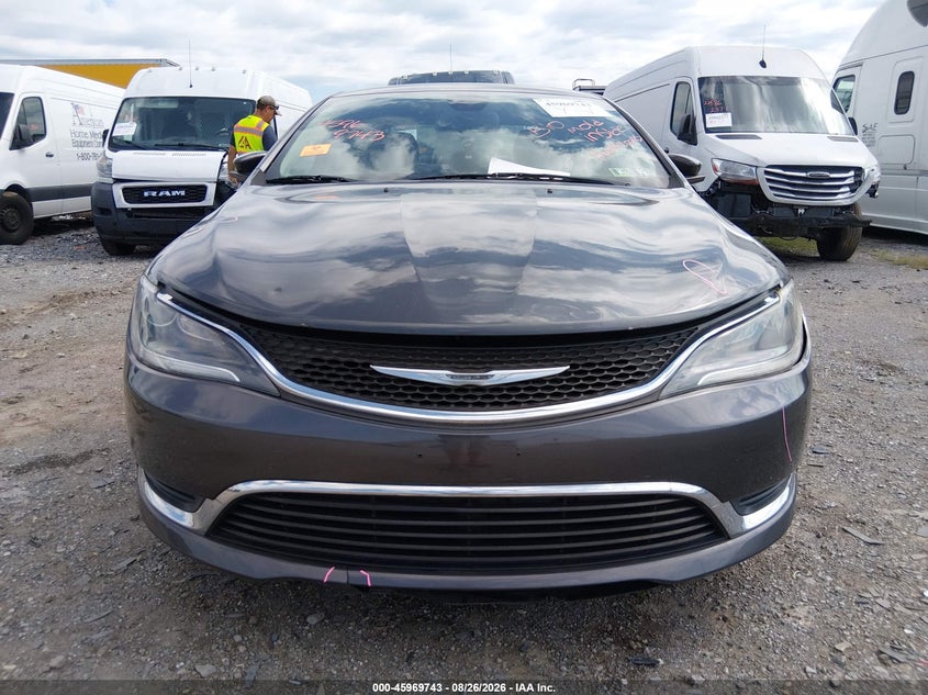 2015 CHRYSLER 200 auction photo 6