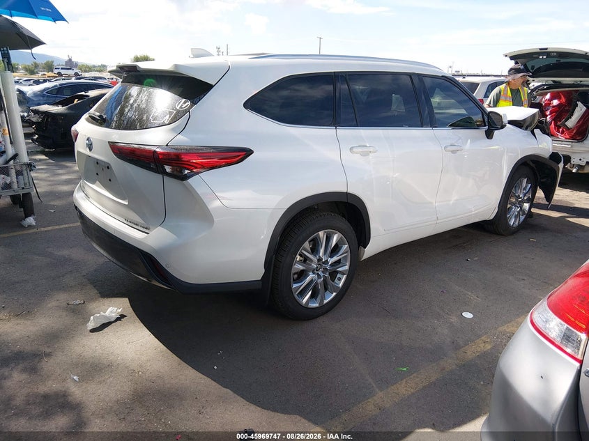 2021 TOYOTA HIGHLANDER auction photo 4