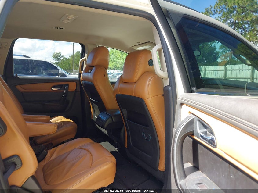 2014 CHEVROLET TRAVERSE auction photo 8