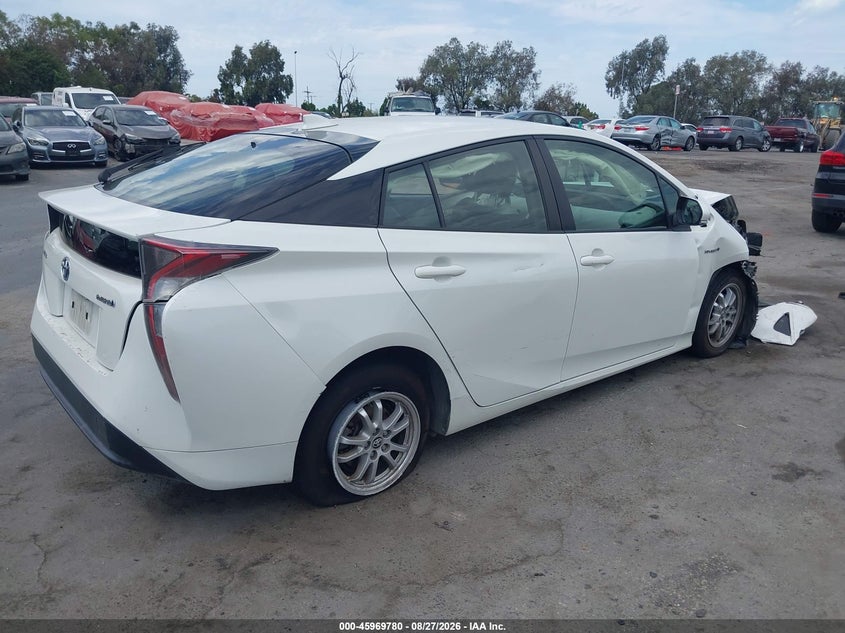 2016 TOYOTA PRIUS auction photo 4