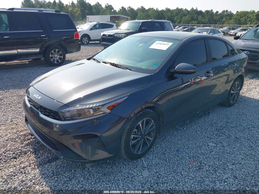 2024 Kia Forte, Rear, IAAI, VIN 3KPF24AD2RE757418 — photo 2