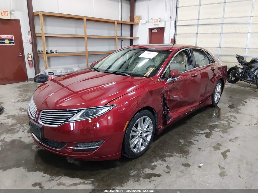 2015 Lincoln MKZ, Левый бок, IAAI, VIN 3LN6L2GK4FR627115 — фото 2