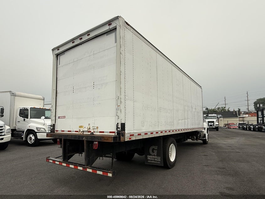 2019 HINO 268A BOX TRUCK auction photo 3