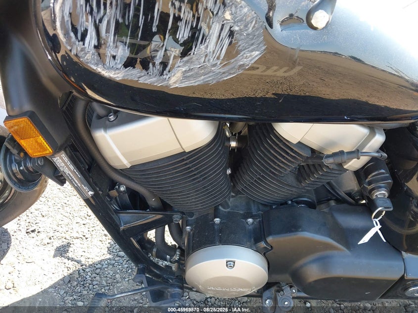HONDA VT750 2011