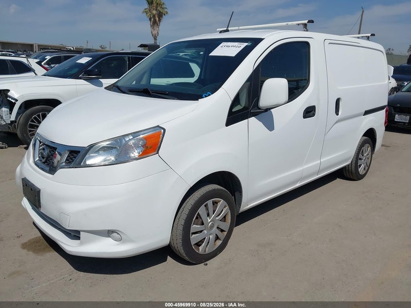 2015 Nissan NV200, Звичайний знос, IAAI, VIN 3N6CM0KN5FK698601 — фото 2