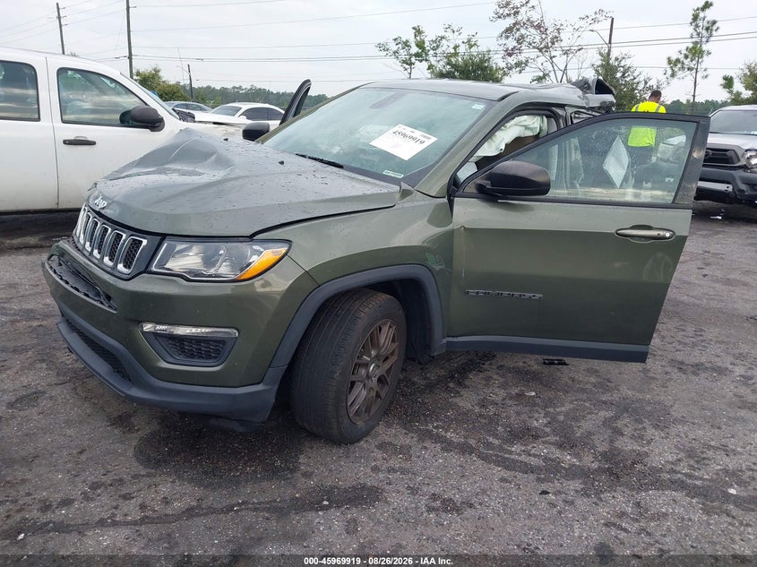 2018 JEEP COMPASS auction photo 2