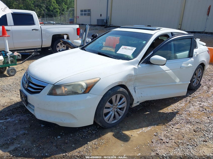 2011 Honda Accord, Left Side, IAAI, VIN 1HGCP2F84BA039108 — photo 2