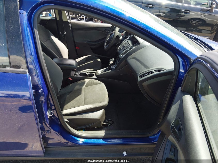 2012 FORD FOCUS SE · Фото 5