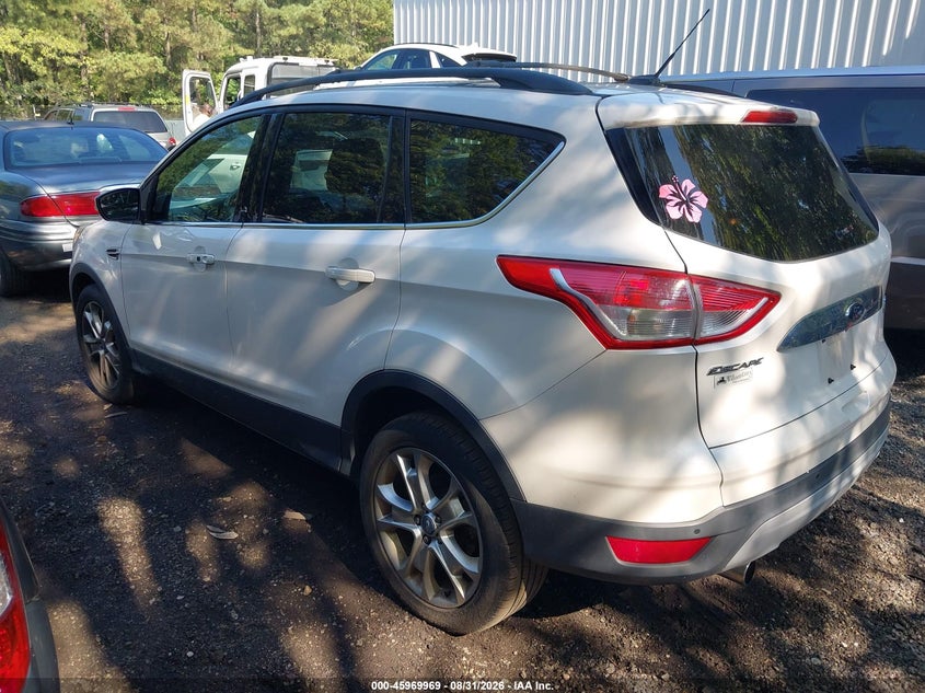 Vin: 1fmcu0hx6dua45926, lot: 46469188, ford escape sel 20133