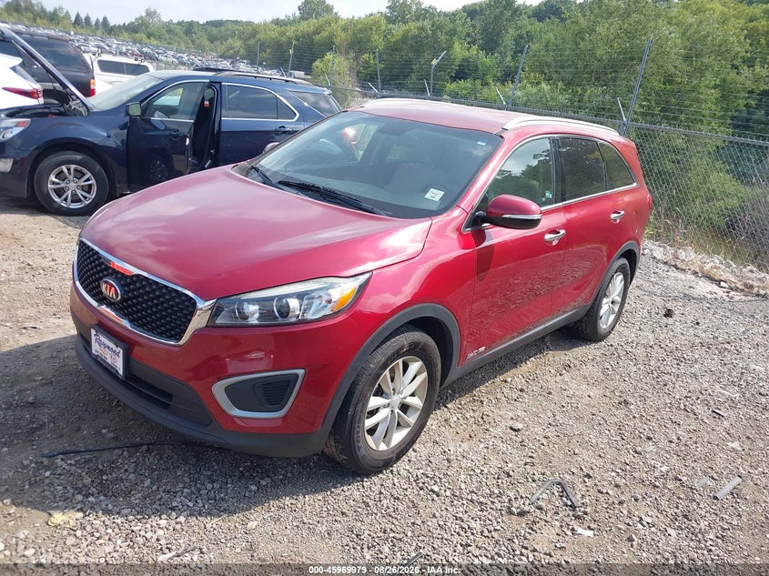 2017 KIA SORENTO auction photo 2