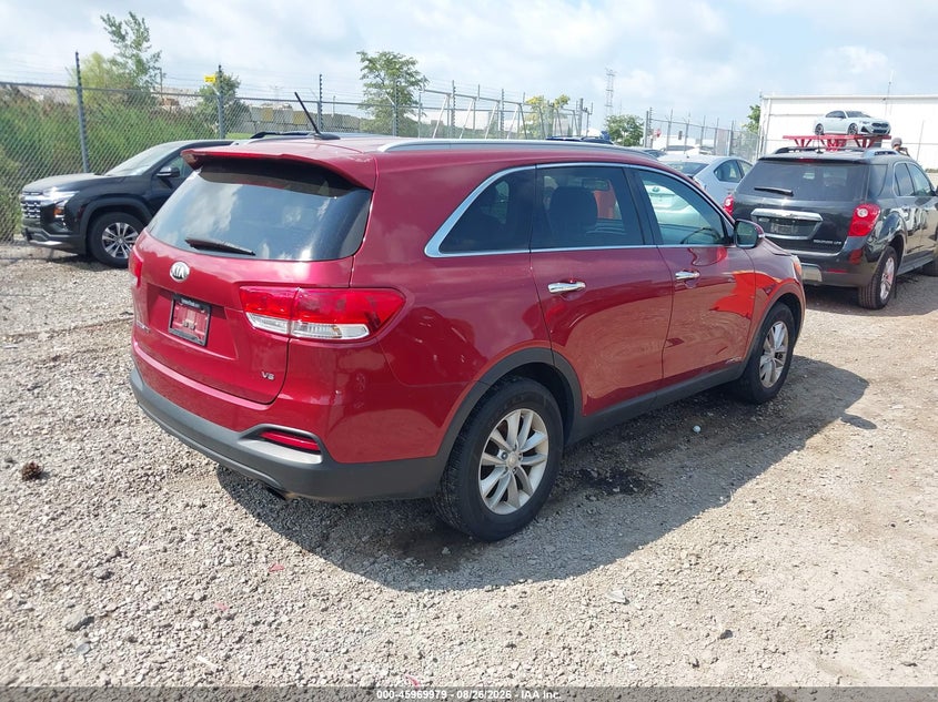 2017 KIA SORENTO auction photo 4