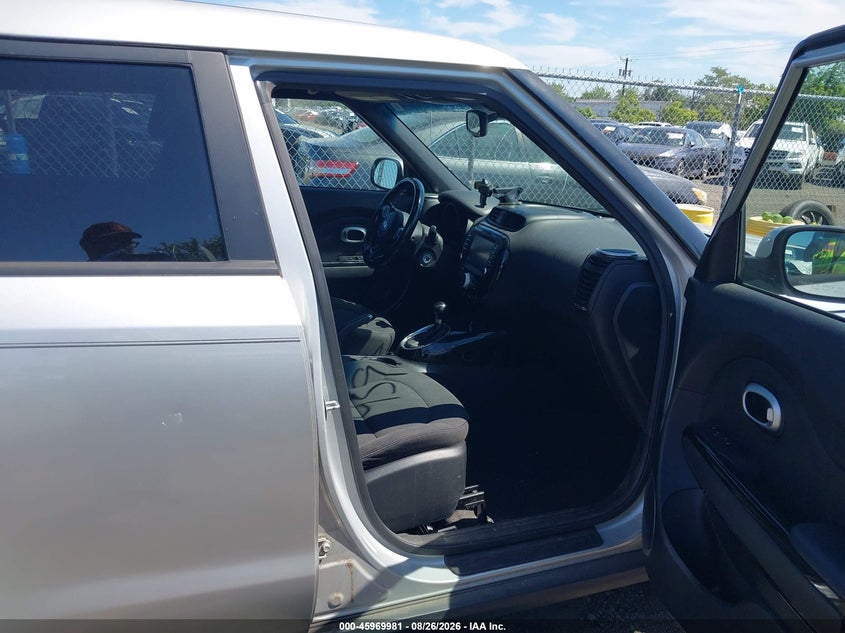 2015 KIA SOUL auction photo 5