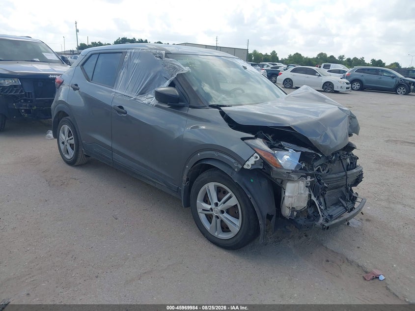 2021 Nissan Kicks S Xtronic CVT
