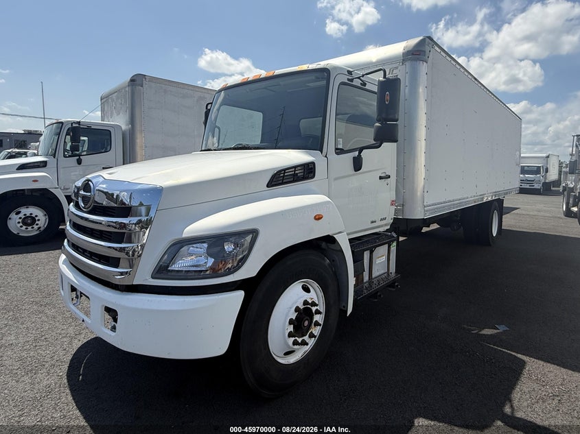 2015 HINO 268A BOX TRUCK auction photo 1