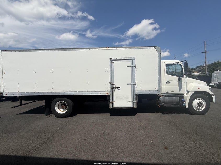 2015 HINO 268A BOX TRUCK auction photo 5