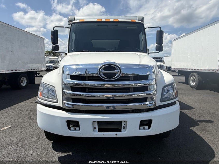2015 HINO 268A BOX TRUCK auction photo 7