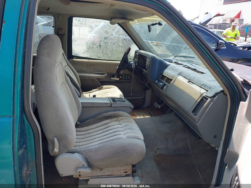 1994 GMC SIERRA auction photo 5