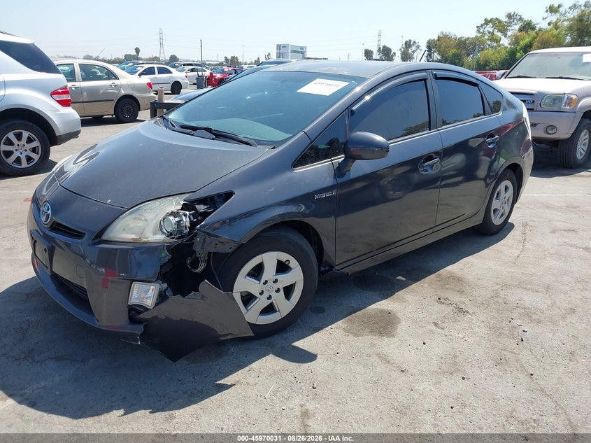 2010 Toyota Prius, Left Front, IAAI, VIN JTDKN3DU9A0234695 — photo 2
