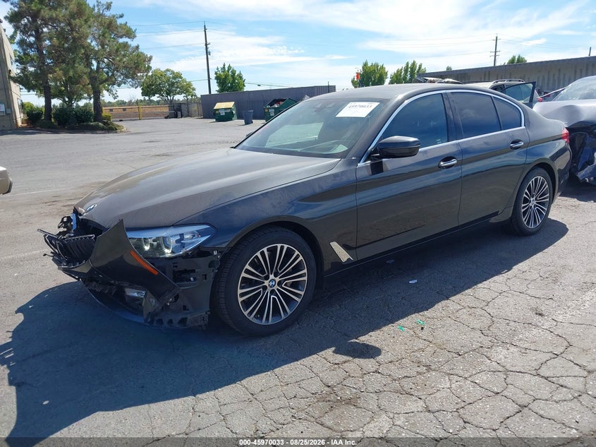 2018 BMW 5er, Удар спереди, IAAI, VIN WBAJA5C50JG899339 — фото 2