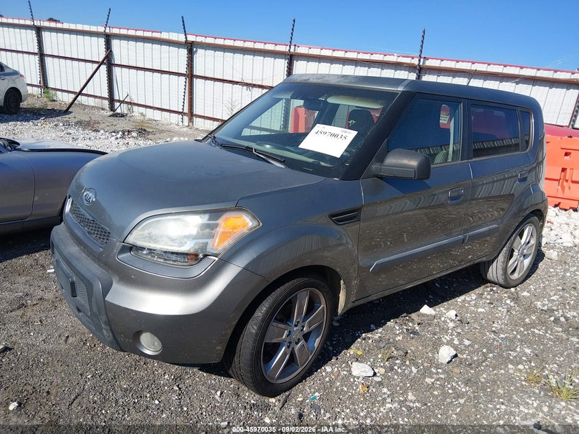 2010 KIA SOUL auction photo 2