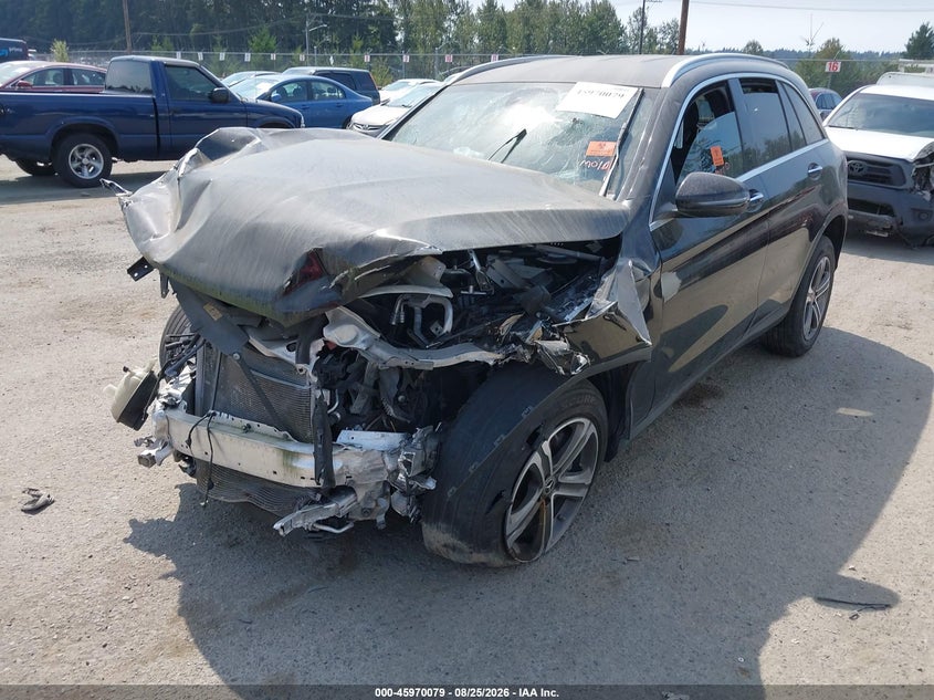 2021 MERCEDES-BENZ GLC 300 auction photo 2