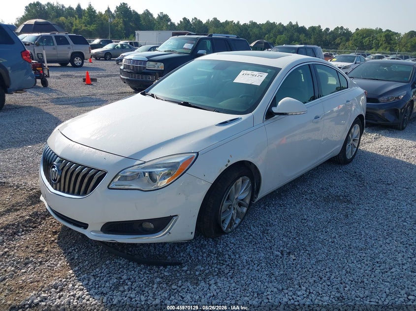 2015 Buick Regal, Right Side, IAAI, VIN 2G4GN5EX8F9253628 — photo 2