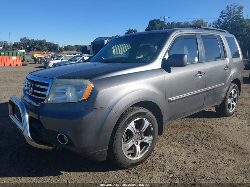 2015 HONDA PILOT auction photo 2