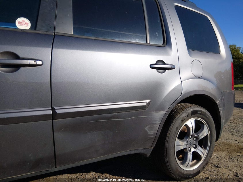 2015 HONDA PILOT auction photo 6